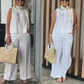 Топ без ръкави с кръгло деколте и панталон с широки крачоли