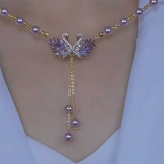 Гърдие с висулка Двоен лебед в лилаво